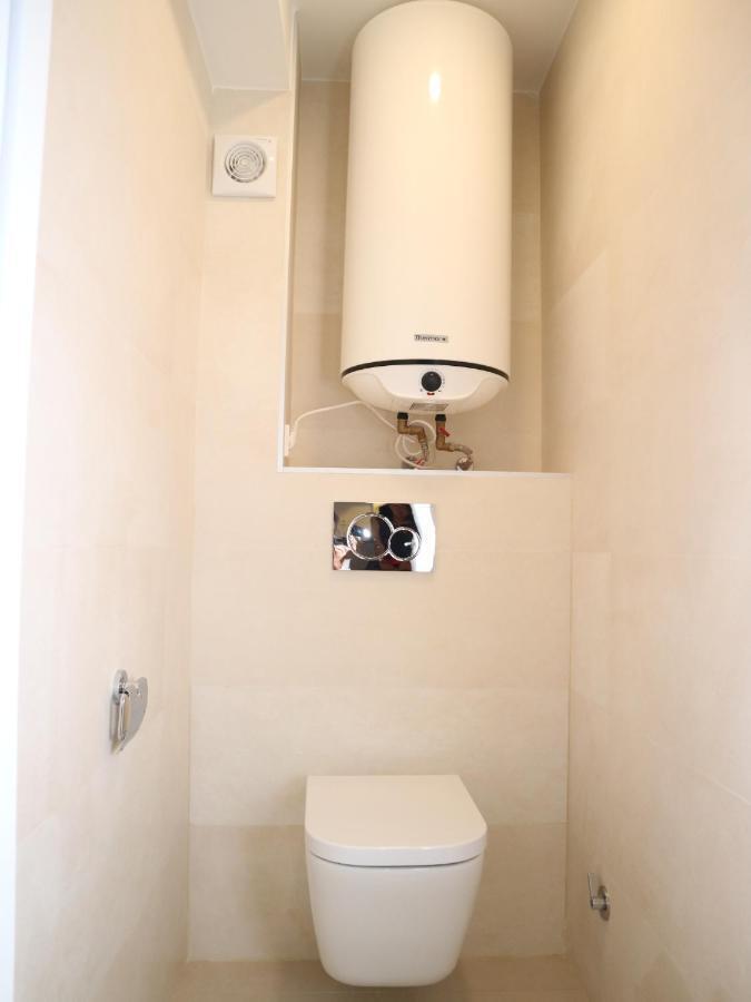 Europa Roses Premium Apartment Exterior foto